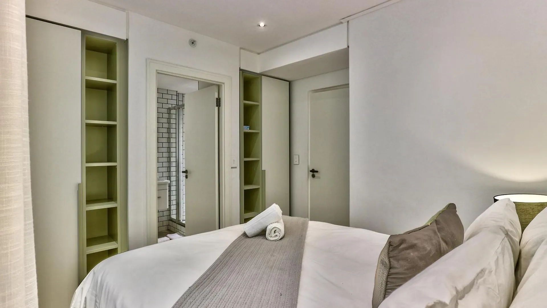Tuynhuys 1 Bedroom Apartment Cape Town South Africa