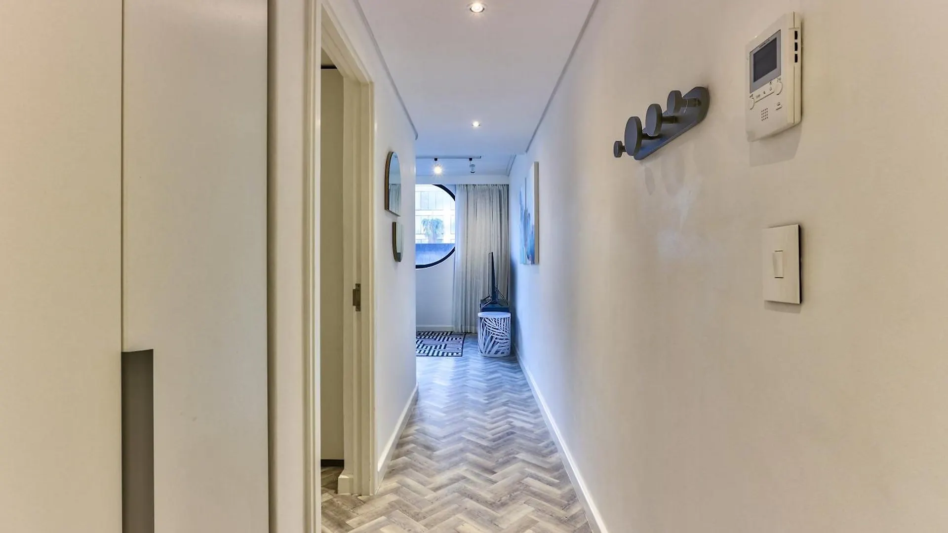 Tuynhuys 1 Bedroom Apartment Cape Town
