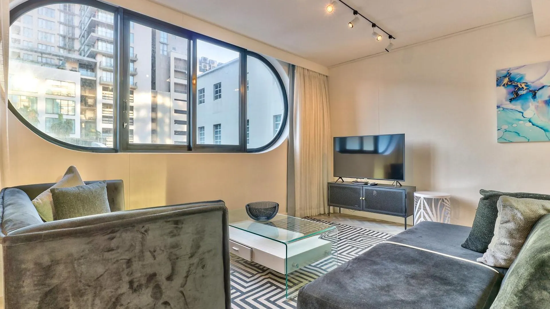 Tuynhuys 1 Bedroom Apartment Cape Town